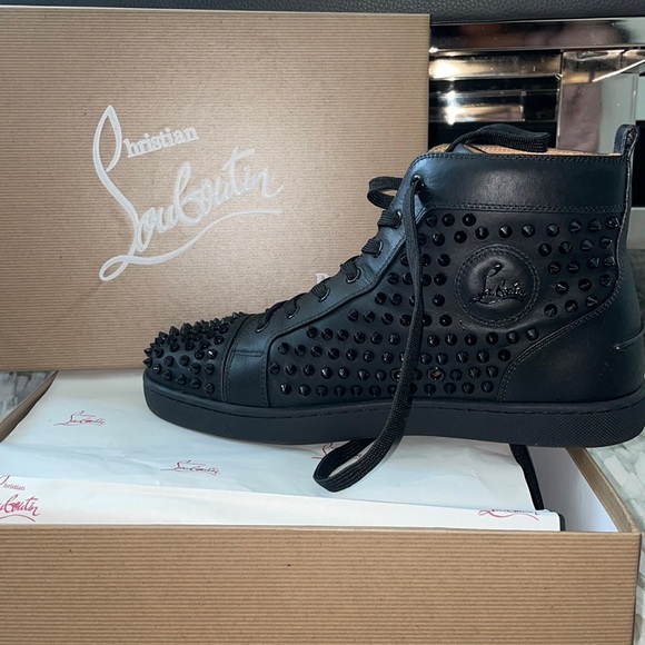 Christian Louboutin excelentes condiciones con una vez de uso. Son hermosas. main image 5